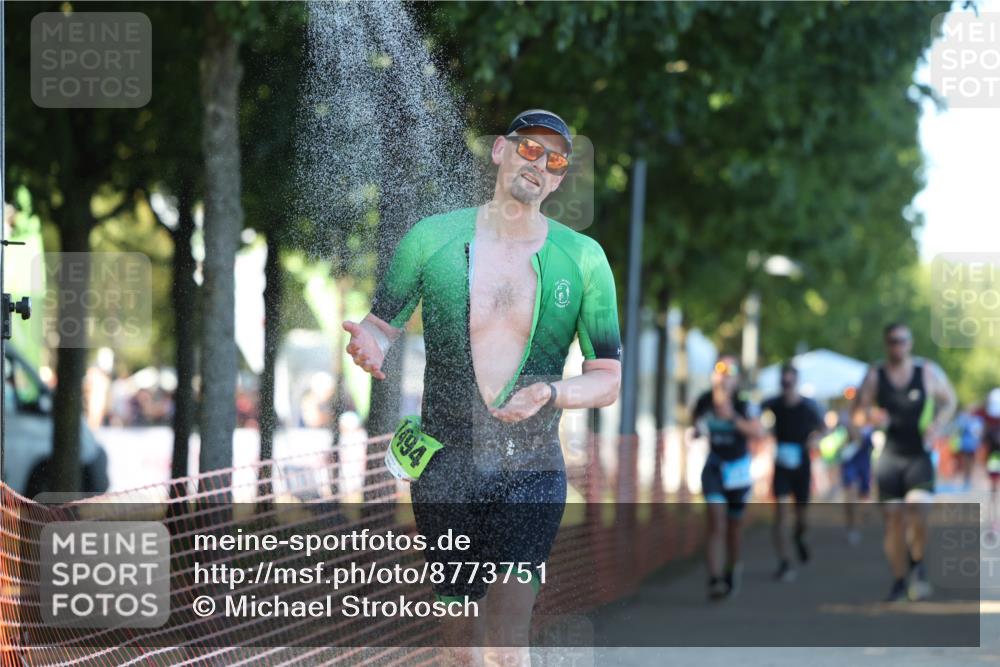 07.09.2025 - 19. Norderstedt Triathlon Michael Strokosch http://msf.ph/oto/8773751 07.09.2025 16:38:09 Laufen 536, 871, 923, 1092, 1472, 1494 meine-sportfotos.de