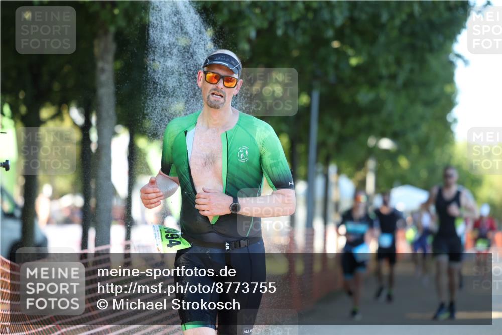 07.09.2025 - 19. Norderstedt Triathlon Michael Strokosch http://msf.ph/oto/8773755 07.09.2025 16:38:10 Laufen 536, 871, 923, 1092, 1472, 1494, 1557, 1575 meine-sportfotos.de
