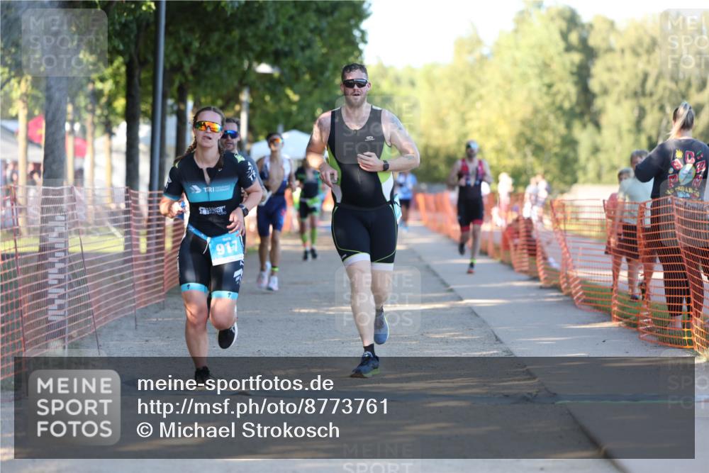 07.09.2025 - 19. Norderstedt Triathlon Michael Strokosch http://msf.ph/oto/8773761 07.09.2025 16:38:12 Laufen 536, 871, 1061, 1092, 1472, 1494, 1557, 1575 meine-sportfotos.de