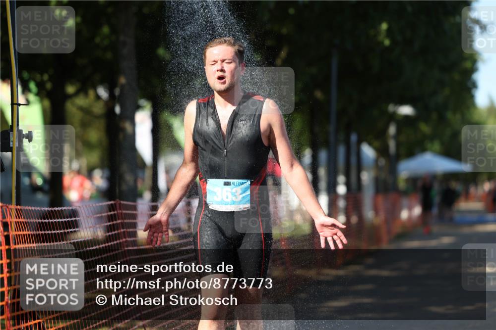 07.09.2025 - 19. Norderstedt Triathlon Michael Strokosch http://msf.ph/oto/8773773 07.09.2025 15:40:49 Laufen 363 meine-sportfotos.de