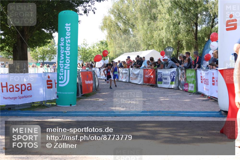 07.09.2025 - 19. Norderstedt Triathlon Zöllner http://msf.ph/oto/8773779 07.09.2025 10:58:07 Ziel 60, 130, 638 meine-sportfotos.de