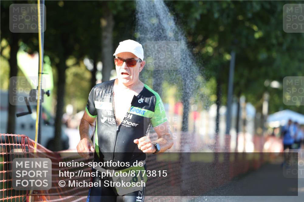 07.09.2025 - 19. Norderstedt Triathlon Michael Strokosch http://msf.ph/oto/8773815 07.09.2025 16:38:22 Laufen 1061, 1557, 1575 meine-sportfotos.de