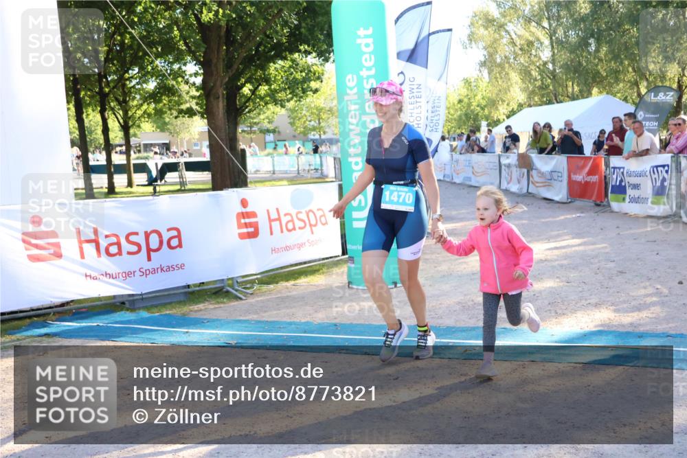 07.09.2025 - 19. Norderstedt Triathlon Zöllner http://msf.ph/oto/8773821 07.09.2025 16:54:15 Ziel 1470 meine-sportfotos.de