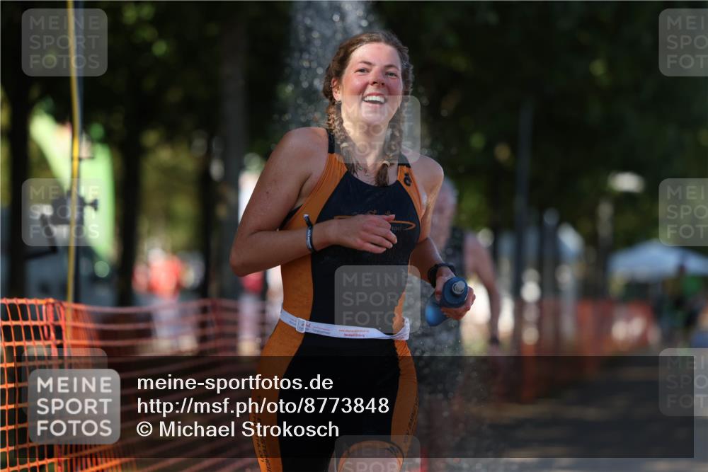 07.09.2025 - 19. Norderstedt Triathlon Michael Strokosch http://msf.ph/oto/8773848 07.09.2025 15:41:08 Laufen 391, 457, 1478 meine-sportfotos.de