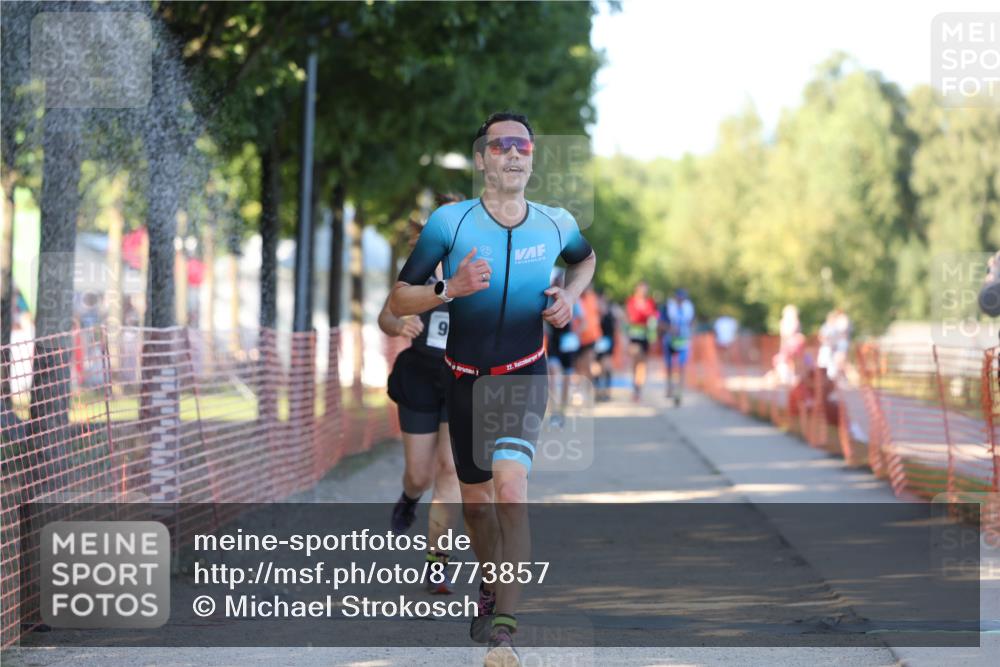 07.09.2025 - 19. Norderstedt Triathlon Michael Strokosch http://msf.ph/oto/8773857 07.09.2025 16:38:36 Laufen 882, 883, 952, 1044, 1446, 1625 meine-sportfotos.de
