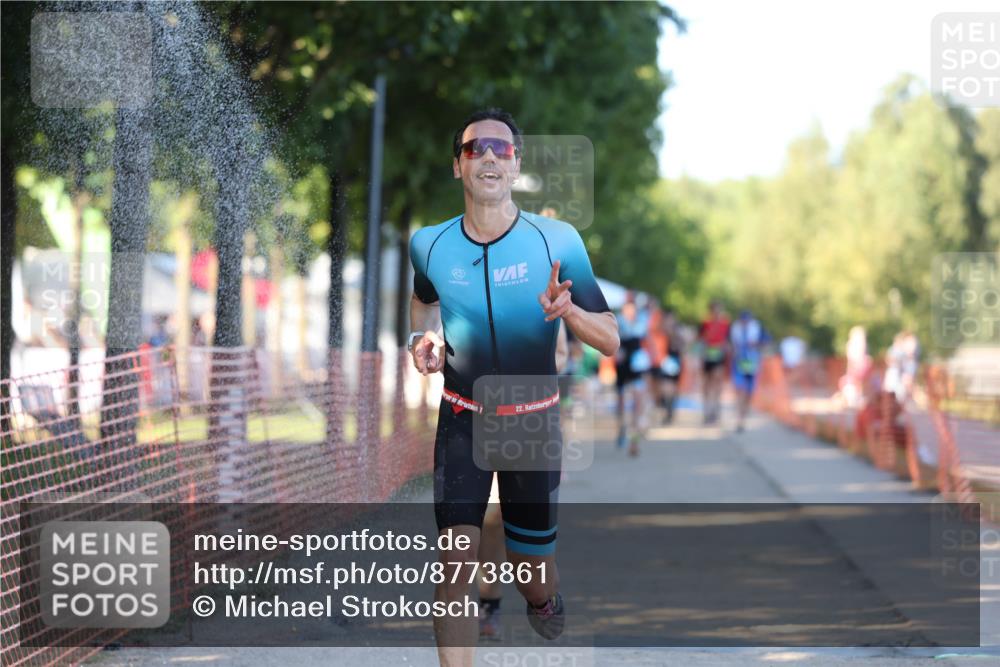 07.09.2025 - 19. Norderstedt Triathlon Michael Strokosch http://msf.ph/oto/8773861 07.09.2025 16:38:37 Laufen 883, 952, 1044, 1625 meine-sportfotos.de