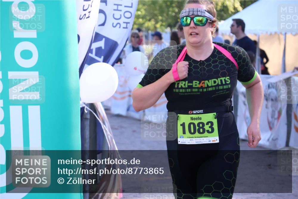 07.09.2025 - 19. Norderstedt Triathlon Zöllner http://msf.ph/oto/8773865 07.09.2025 16:54:22 Ziel 1083 meine-sportfotos.de