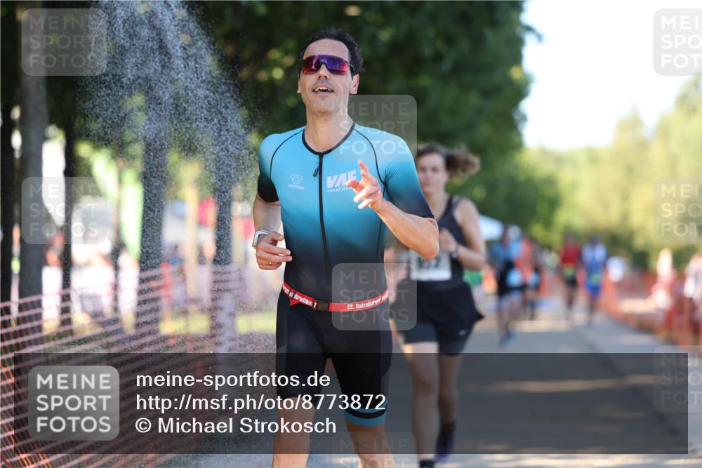07.09.2025 - 19. Norderstedt Triathlon Michael Strokosch http://msf.ph/oto/8773872 07.09.2025 16:38:37 Laufen 883, 952, 1044, 1625 meine-sportfotos.de