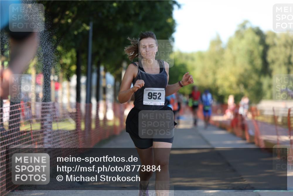 07.09.2025 - 19. Norderstedt Triathlon Michael Strokosch http://msf.ph/oto/8773884 07.09.2025 16:38:38 Laufen 883, 933, 952, 1044, 1625 meine-sportfotos.de