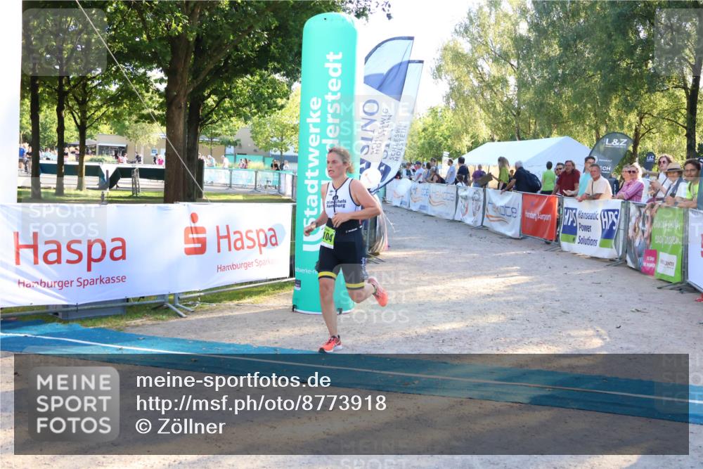 07.09.2025 - 19. Norderstedt Triathlon Zöllner http://msf.ph/oto/8773918 07.09.2025 16:54:32 Ziel 1104 meine-sportfotos.de