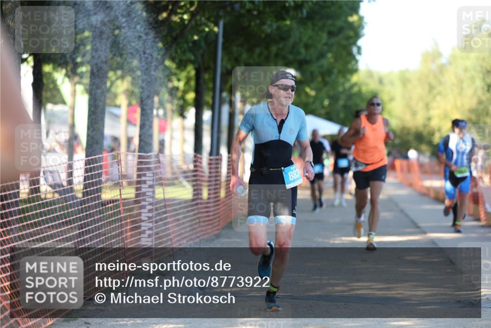 07.09.2025 - 19. Norderstedt Triathlon Michael Strokosch http://msf.ph/oto/8773922 07.09.2025 16:38:44 Laufen 432, 883, 929, 933, 1044, 1562, 1585 meine-sportfotos.de