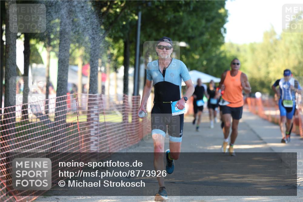 07.09.2025 - 19. Norderstedt Triathlon Michael Strokosch http://msf.ph/oto/8773926 07.09.2025 16:38:44 Laufen 432, 883, 929, 933, 1044, 1562, 1585 meine-sportfotos.de