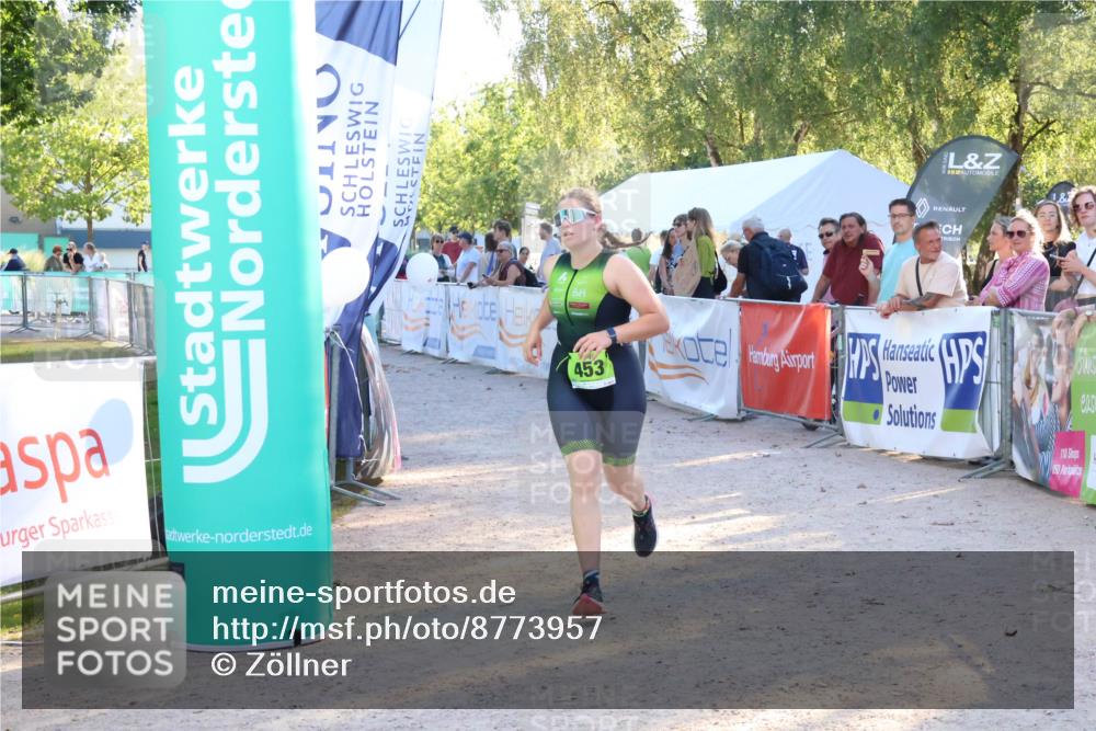 07.09.2025 - 19. Norderstedt Triathlon Zöllner http://msf.ph/oto/8773957 07.09.2025 16:54:42 Ziel 453 meine-sportfotos.de