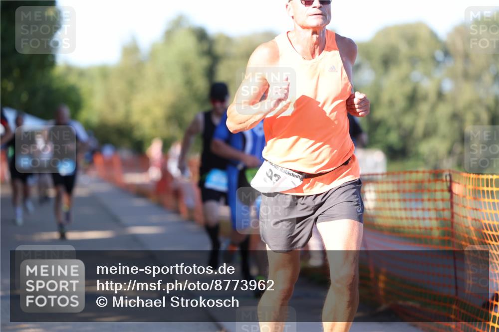 07.09.2025 - 19. Norderstedt Triathlon Michael Strokosch http://msf.ph/oto/8773962 07.09.2025 16:38:47 Laufen 432, 883, 929, 933, 1475, 1562, 1585 meine-sportfotos.de