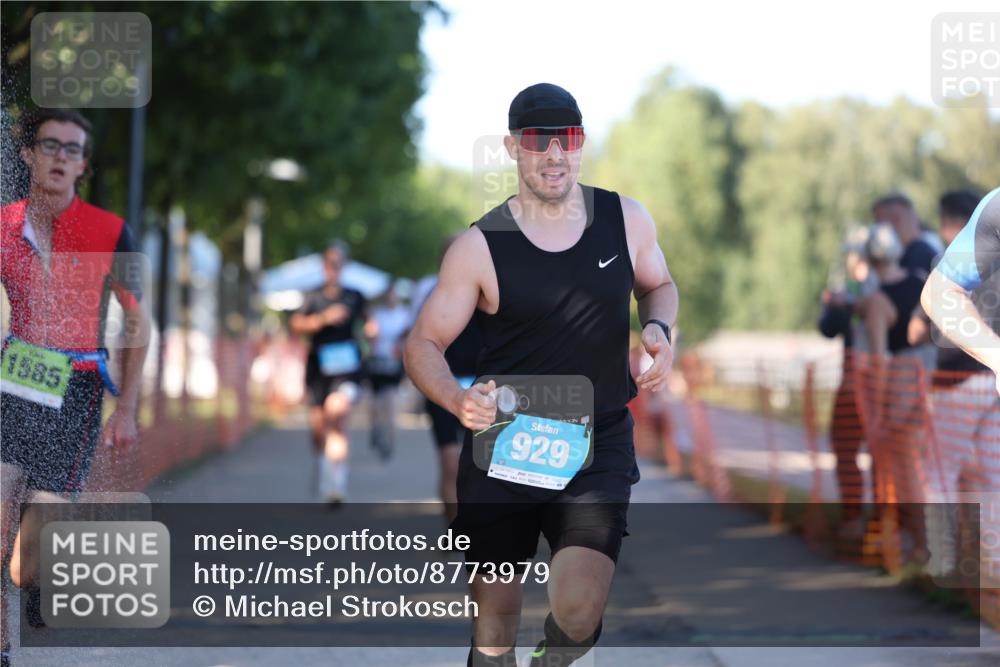 07.09.2025 - 19. Norderstedt Triathlon Michael Strokosch http://msf.ph/oto/8773979 07.09.2025 16:38:49 Laufen 432, 929, 933, 957, 1475, 1562, 1585 meine-sportfotos.de