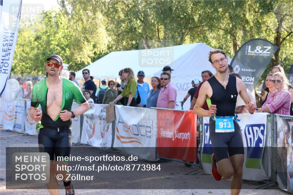 07.09.2025 - 19. Norderstedt Triathlon Zöllner http://msf.ph/oto/8773984 07.09.2025 16:55:07 Ziel 913, 1494 meine-sportfotos.de