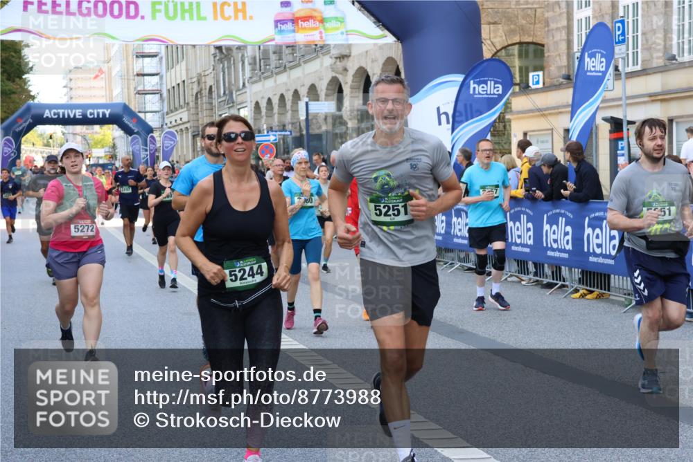07.09.2025 - BARMER Alsterlauf Strokosch-Dieckow http://msf.ph/oto/8773988 07.09.2025 10:08:59 Ziel 2793, 3007, 3254, 3318, 3340, 3341, 3342, 3603, 3674, 3825, 4296, 4311, 4377, 4421, 4435, 4863, 5131, 5188, 5263, 6184, 8289, 8365 meine-sportfotos.de