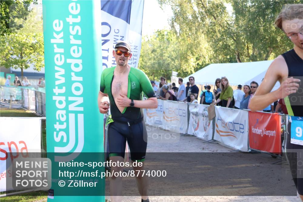 07.09.2025 - 19. Norderstedt Triathlon Zöllner http://msf.ph/oto/8774000 07.09.2025 16:55:09 Ziel 913, 1494 meine-sportfotos.de