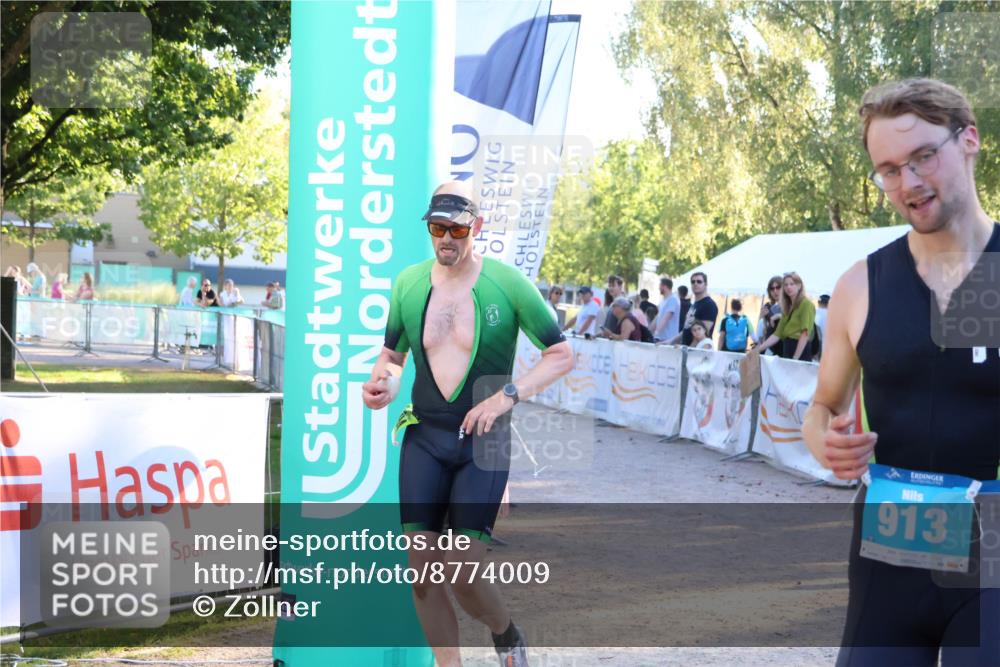 07.09.2025 - 19. Norderstedt Triathlon Zöllner http://msf.ph/oto/8774009 07.09.2025 16:55:09 Ziel 913, 1494 meine-sportfotos.de