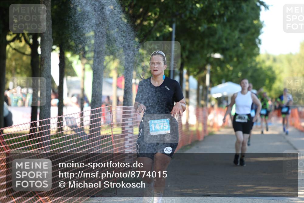 07.09.2025 - 19. Norderstedt Triathlon Michael Strokosch http://msf.ph/oto/8774015 07.09.2025 16:38:53 Laufen 432, 909, 929, 957, 1475, 1562, 1585 meine-sportfotos.de