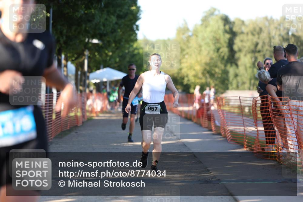 07.09.2025 - 19. Norderstedt Triathlon Michael Strokosch http://msf.ph/oto/8774034 07.09.2025 16:38:55 Laufen 416, 432, 909, 957, 1475 meine-sportfotos.de