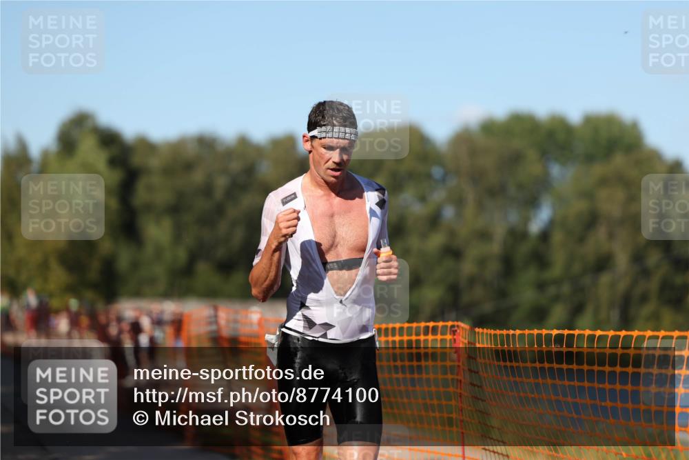 07.09.2025 - 19. Norderstedt Triathlon Michael Strokosch http://msf.ph/oto/8774100 07.09.2025 15:41:50 Laufen 1414, 1501 meine-sportfotos.de