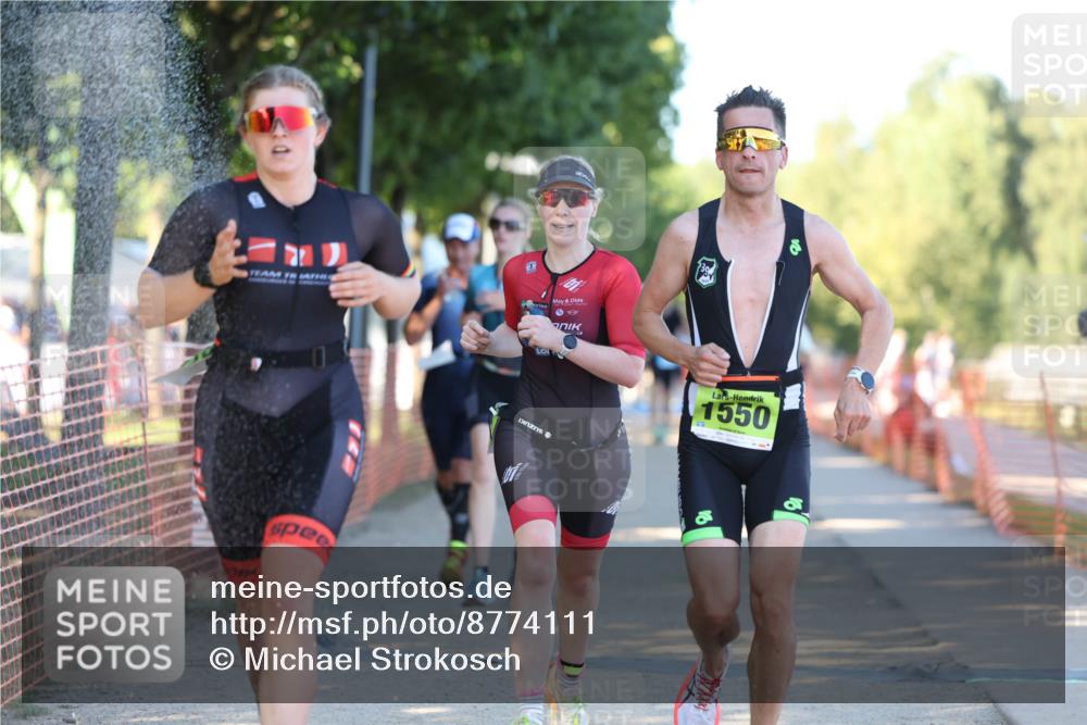 07.09.2025 - 19. Norderstedt Triathlon Michael Strokosch http://msf.ph/oto/8774111 07.09.2025 16:39:10 Laufen 916, 944, 1060, 1067, 1073, 1105, 1550 meine-sportfotos.de