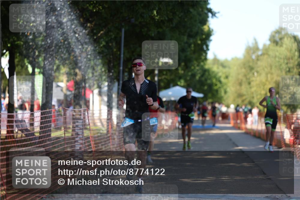 07.09.2025 - 19. Norderstedt Triathlon Michael Strokosch http://msf.ph/oto/8774122 07.09.2025 15:42:03 Laufen 374, 476 meine-sportfotos.de