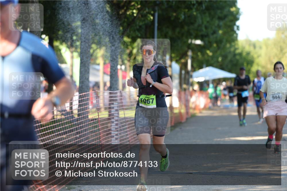 07.09.2025 - 19. Norderstedt Triathlon Michael Strokosch http://msf.ph/oto/8774133 07.09.2025 16:39:14 Laufen 868, 916, 944, 1060, 1067, 1073, 1105, 1550, 1564 meine-sportfotos.de