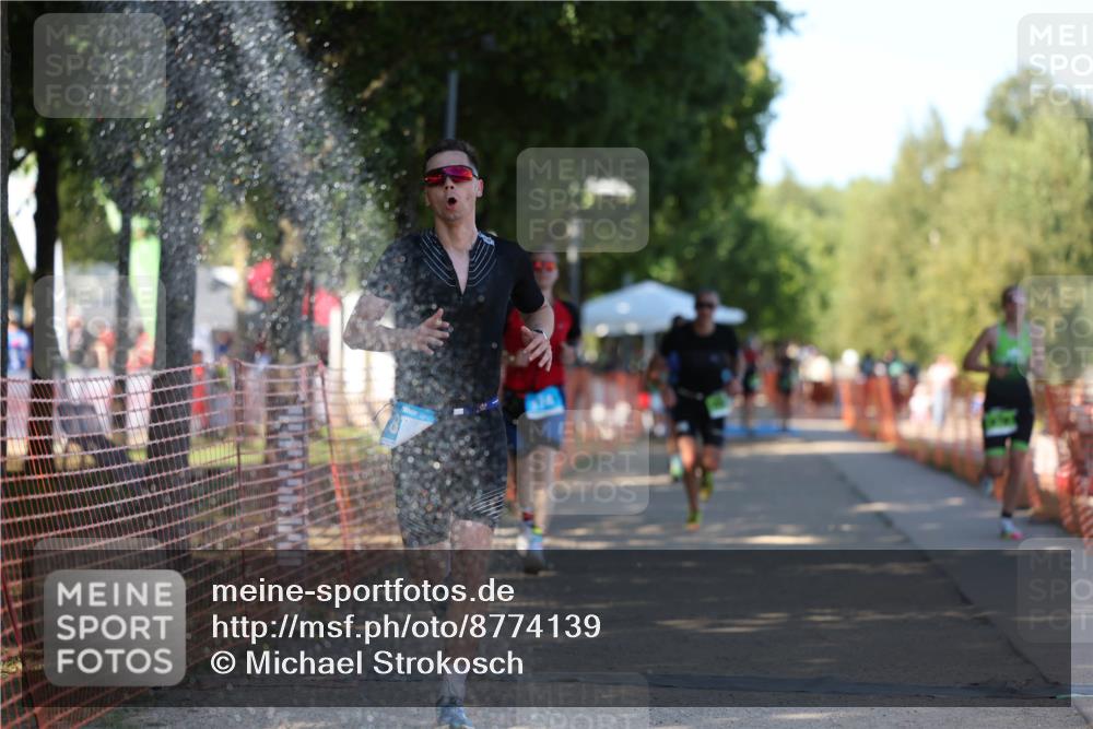 07.09.2025 - 19. Norderstedt Triathlon Michael Strokosch http://msf.ph/oto/8774139 07.09.2025 15:42:03 Laufen 374, 476 meine-sportfotos.de