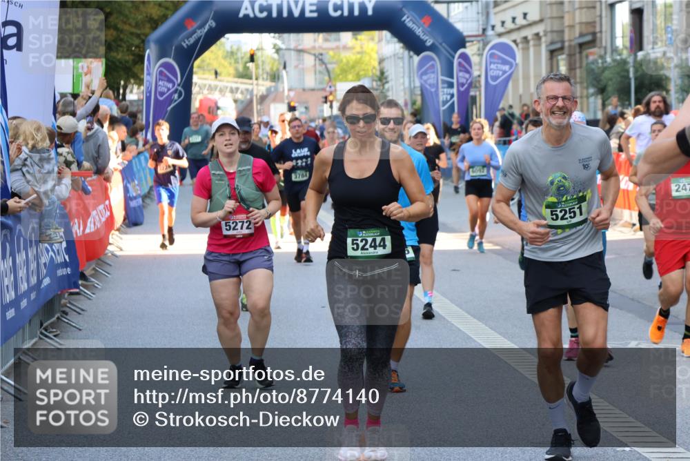07.09.2025 - BARMER Alsterlauf Strokosch-Dieckow http://msf.ph/oto/8774140 07.09.2025 10:08:56 Ziel 2793, 3007, 3254, 3318, 3340, 3341, 3342, 3603, 3674, 3795, 3825, 4311, 4377, 4421, 4567, 4863, 4952, 5188, 5255, 5263, 6081, 6083, 6184, 6260, 8289, 8365 meine-sportfotos.de