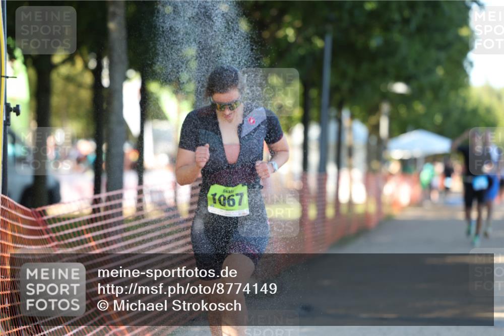 07.09.2025 - 19. Norderstedt Triathlon Michael Strokosch http://msf.ph/oto/8774149 07.09.2025 16:39:15 Laufen 868, 916, 944, 1067, 1083, 1105, 1564 meine-sportfotos.de