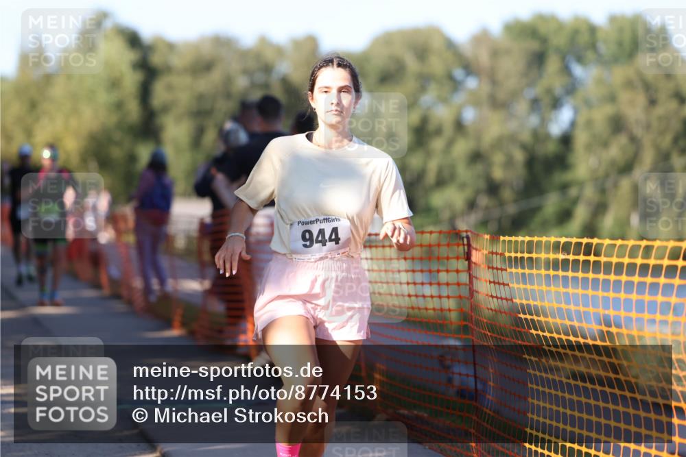 07.09.2025 - 19. Norderstedt Triathlon Michael Strokosch http://msf.ph/oto/8774153 07.09.2025 16:39:17 Laufen 868, 916, 935, 944, 1067, 1083, 1564 meine-sportfotos.de