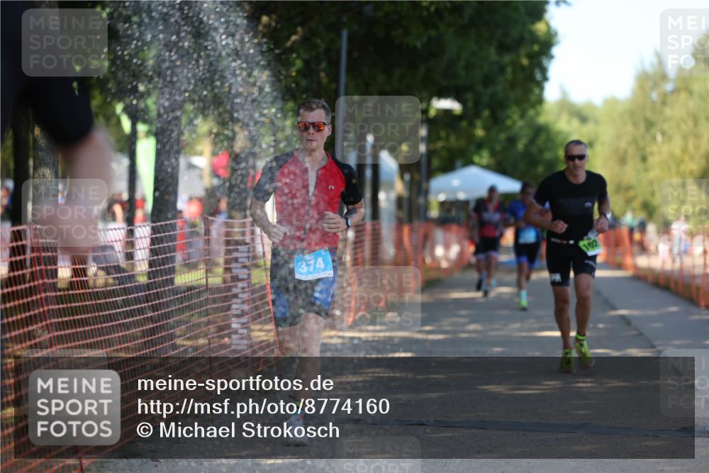 07.09.2025 - 19. Norderstedt Triathlon Michael Strokosch http://msf.ph/oto/8774160 07.09.2025 15:42:06 Laufen 374, 476, 1447 meine-sportfotos.de