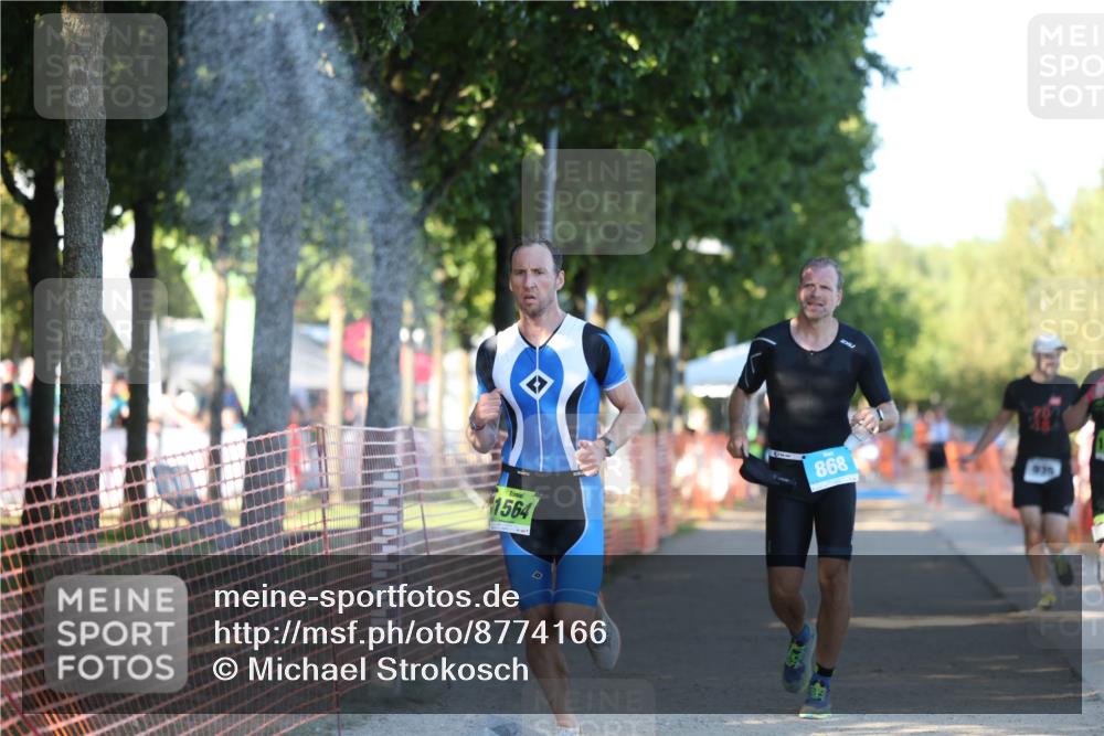 07.09.2025 - 19. Norderstedt Triathlon Michael Strokosch http://msf.ph/oto/8774166 07.09.2025 16:39:19 Laufen 868, 935, 944, 1083, 1564 meine-sportfotos.de