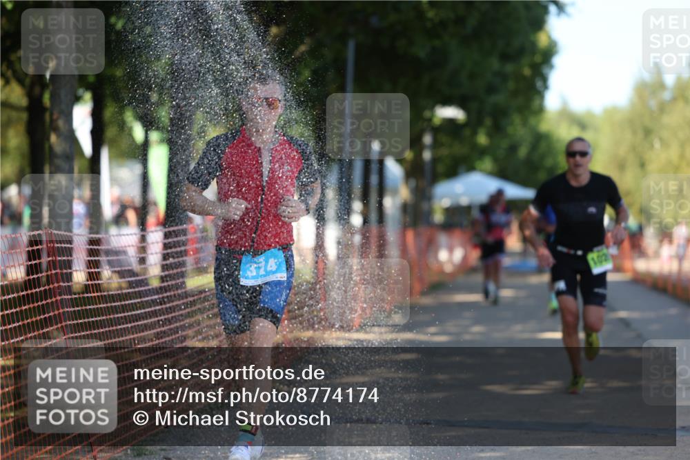 07.09.2025 - 19. Norderstedt Triathlon Michael Strokosch http://msf.ph/oto/8774174 07.09.2025 15:42:06 Laufen 374, 476, 1447 meine-sportfotos.de