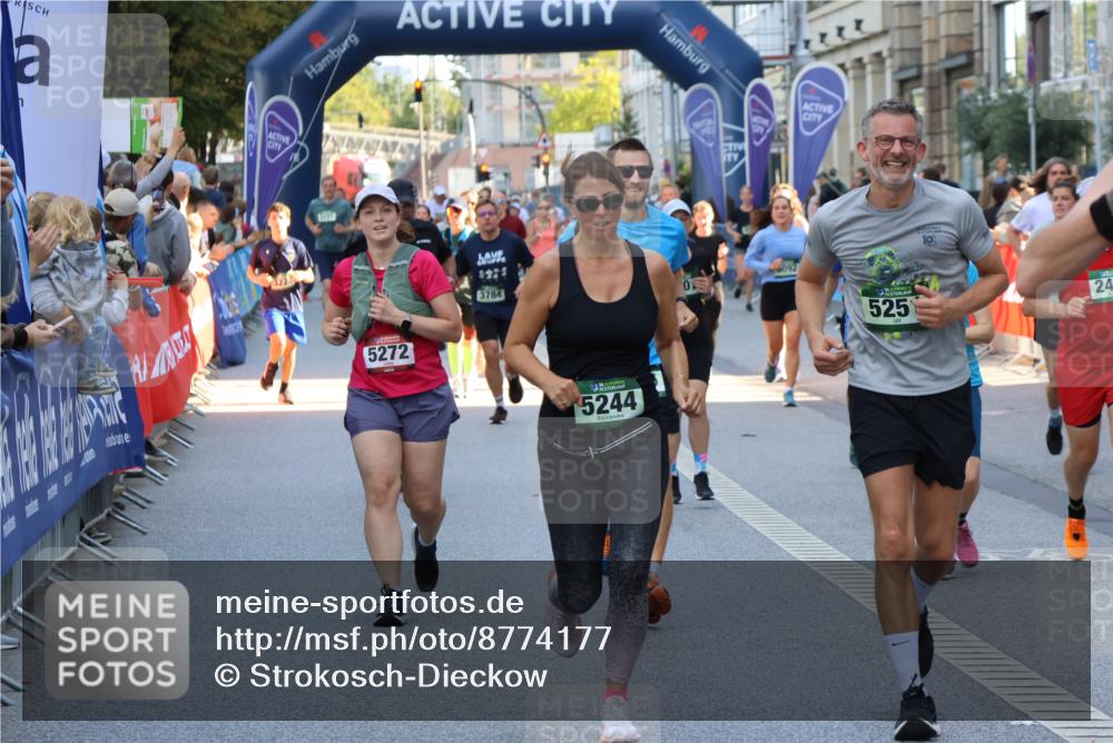 07.09.2025 - BARMER Alsterlauf Strokosch-Dieckow http://msf.ph/oto/8774177 07.09.2025 10:08:56 Ziel 2793, 3007, 3254, 3318, 3340, 3341, 3342, 3603, 3674, 3795, 3825, 4311, 4377, 4421, 4567, 4863, 4952, 5188, 5255, 5263, 6081, 6083, 6184, 6260, 8289, 8365 meine-sportfotos.de