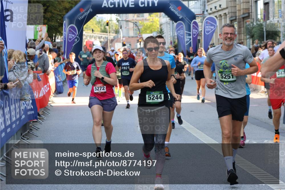 07.09.2025 - BARMER Alsterlauf Strokosch-Dieckow http://msf.ph/oto/8774197 07.09.2025 10:08:56 Ziel 2793, 3007, 3254, 3318, 3340, 3341, 3342, 3603, 3674, 3795, 3825, 4311, 4377, 4421, 4567, 4863, 4952, 5188, 5255, 5263, 6081, 6083, 6184, 6260, 8289, 8365 meine-sportfotos.de