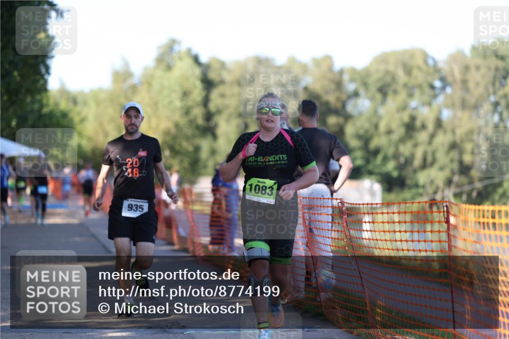 07.09.2025 - 19. Norderstedt Triathlon Michael Strokosch http://msf.ph/oto/8774199 07.09.2025 16:39:22 Laufen 868, 935, 1083, 1564 meine-sportfotos.de