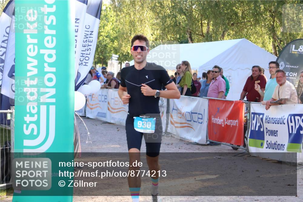 07.09.2025 - 19. Norderstedt Triathlon Zöllner http://msf.ph/oto/8774213 07.09.2025 16:56:14 Ziel 930 meine-sportfotos.de