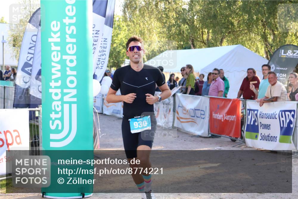 07.09.2025 - 19. Norderstedt Triathlon Zöllner http://msf.ph/oto/8774221 07.09.2025 16:56:14 Ziel 930 meine-sportfotos.de