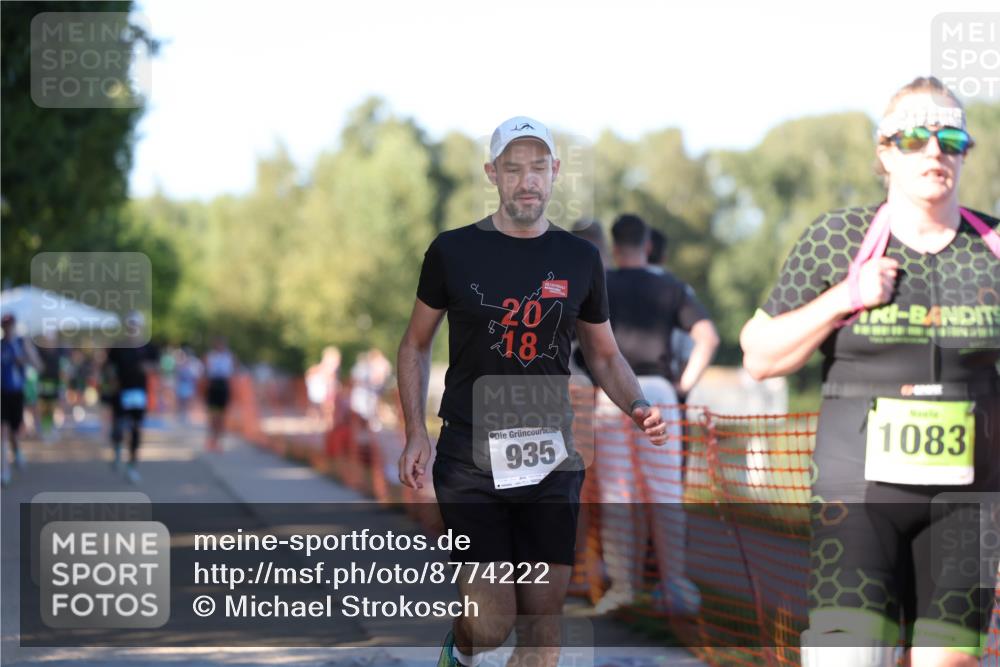 07.09.2025 - 19. Norderstedt Triathlon Michael Strokosch http://msf.ph/oto/8774222 07.09.2025 16:39:24 Laufen 868, 935, 1083, 1458, 1564, 1567 meine-sportfotos.de