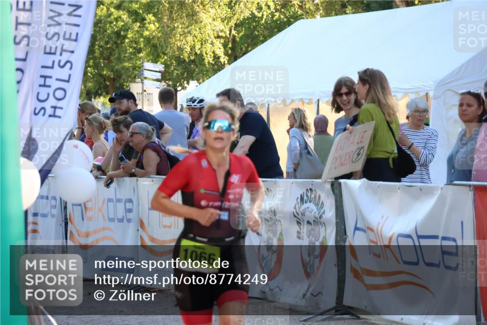 07.09.2025 - 19. Norderstedt Triathlon Zöllner http://msf.ph/oto/8774249 07.09.2025 16:56:38 Ziel 1066 meine-sportfotos.de
