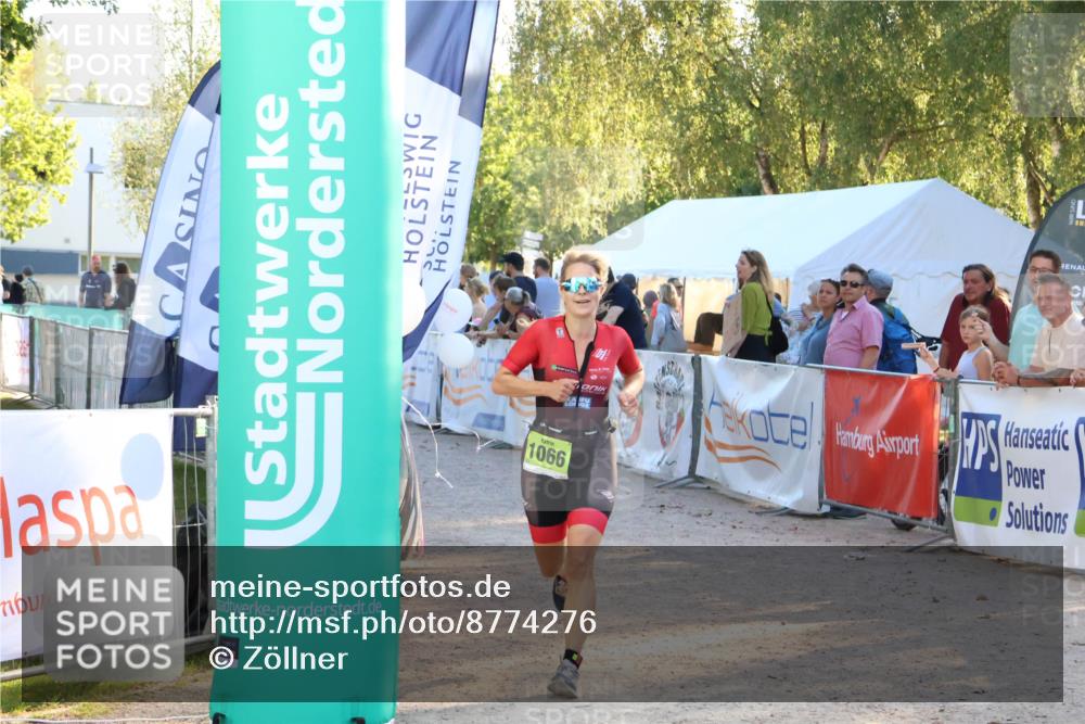 07.09.2025 - 19. Norderstedt Triathlon Zöllner http://msf.ph/oto/8774276 07.09.2025 16:56:39 Ziel 1066 meine-sportfotos.de