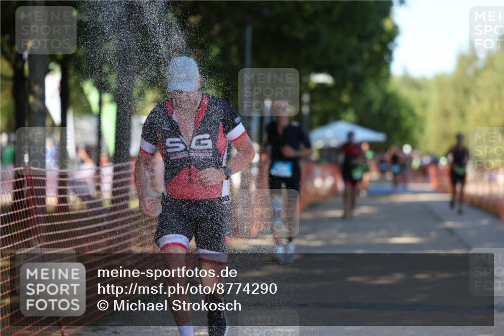 07.09.2025 - 19. Norderstedt Triathlon Michael Strokosch http://msf.ph/oto/8774290 07.09.2025 15:42:16 Laufen 428, 987, 1447 meine-sportfotos.de