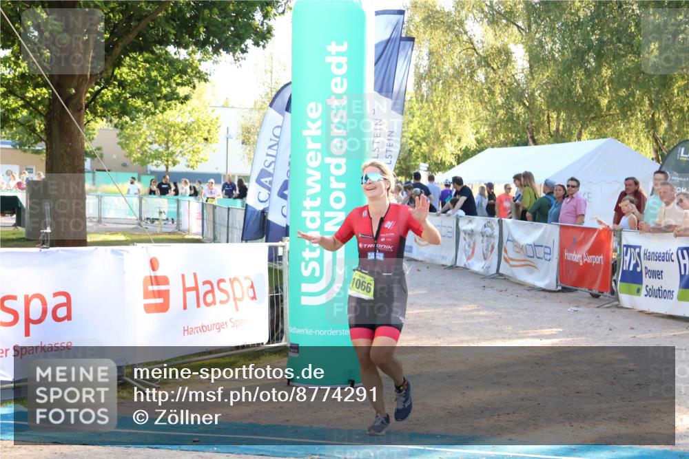 07.09.2025 - 19. Norderstedt Triathlon Zöllner http://msf.ph/oto/8774291 07.09.2025 16:56:41 Ziel 1066 meine-sportfotos.de