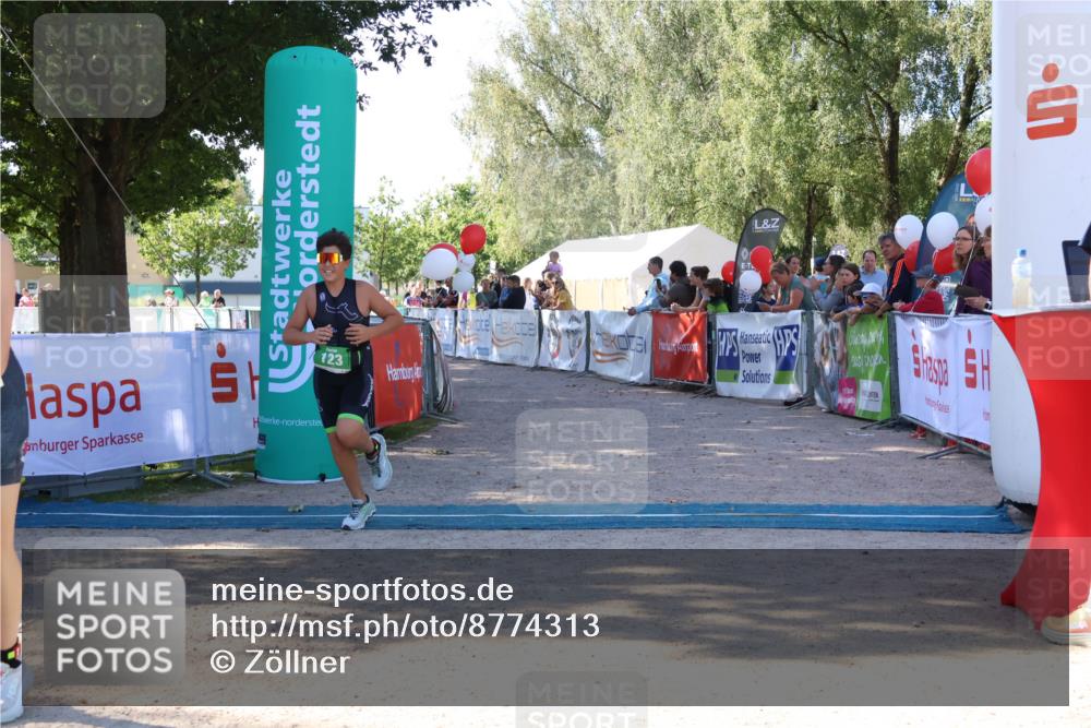 07.09.2025 - 19. Norderstedt Triathlon Zöllner http://msf.ph/oto/8774313 07.09.2025 11:01:16 Ziel 62, 123 meine-sportfotos.de