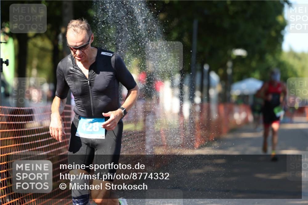 07.09.2025 - 19. Norderstedt Triathlon Michael Strokosch http://msf.ph/oto/8774332 07.09.2025 15:42:21 Laufen 428, 458 meine-sportfotos.de