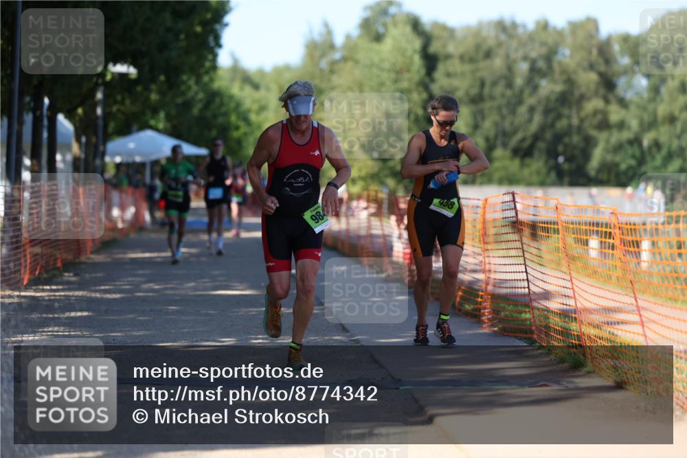 07.09.2025 - 19. Norderstedt Triathlon Michael Strokosch http://msf.ph/oto/8774342 07.09.2025 15:42:23 Laufen 428, 458, 1453, 1489 meine-sportfotos.de