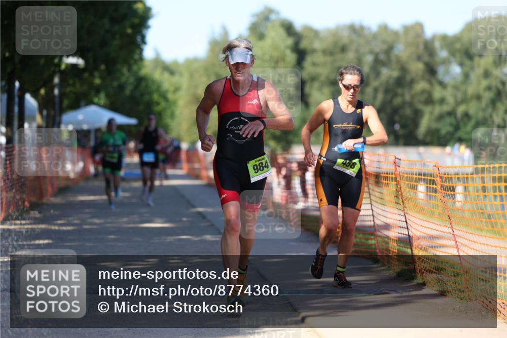 07.09.2025 - 19. Norderstedt Triathlon Michael Strokosch http://msf.ph/oto/8774360 07.09.2025 15:42:24 Laufen 458, 1453, 1489 meine-sportfotos.de